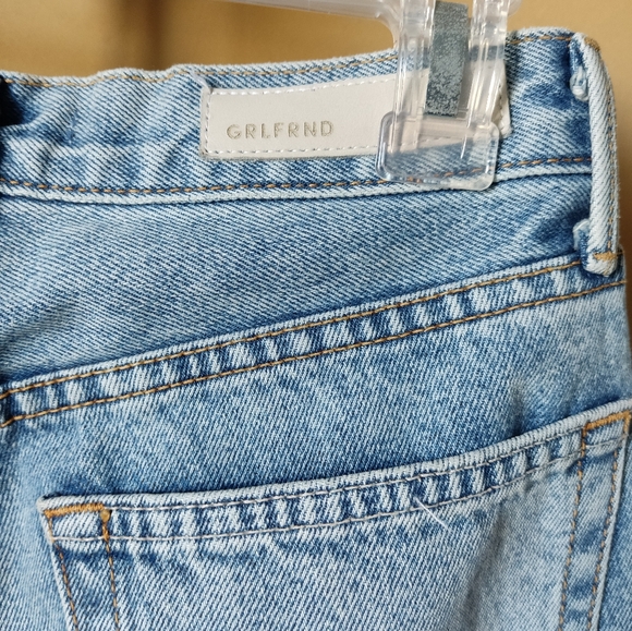 GRLFRND Jeans. Inscribed "It's just you and me babe" Karolina Size 25 - Picture 7 of 11